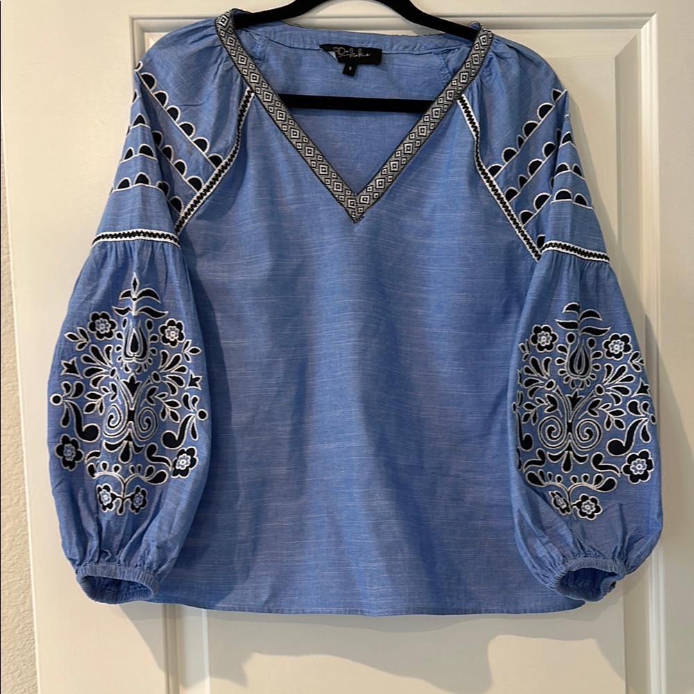 Rd Kokio Boutique Brand Blue Embroidered Womens Top Small Rd Kokio Boutique Brand Blue Embroidered Womens Top Small